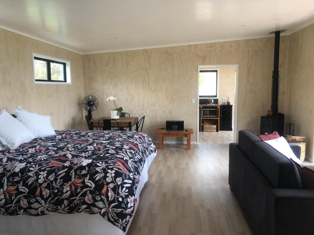 Whakaipo Bay Cabin Retreat Taupo Eksteriør bilde